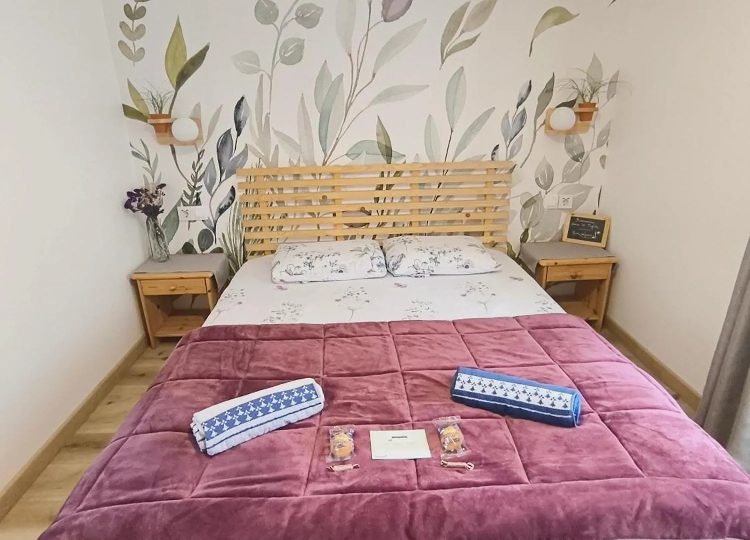 Le Tigite B&B: Private Terrace & Multi-Room Retreat Allaire